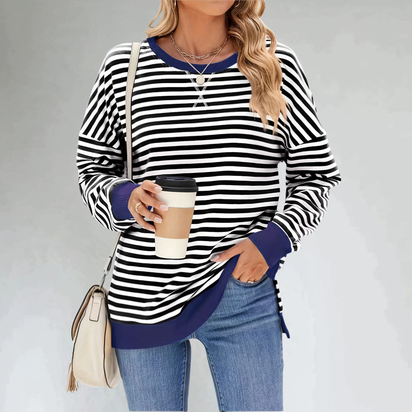 Vexana™ – Raidallinen Collegepaita