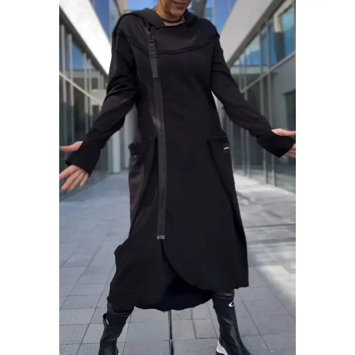 Adelia™ – Pitkähihainen Mekko