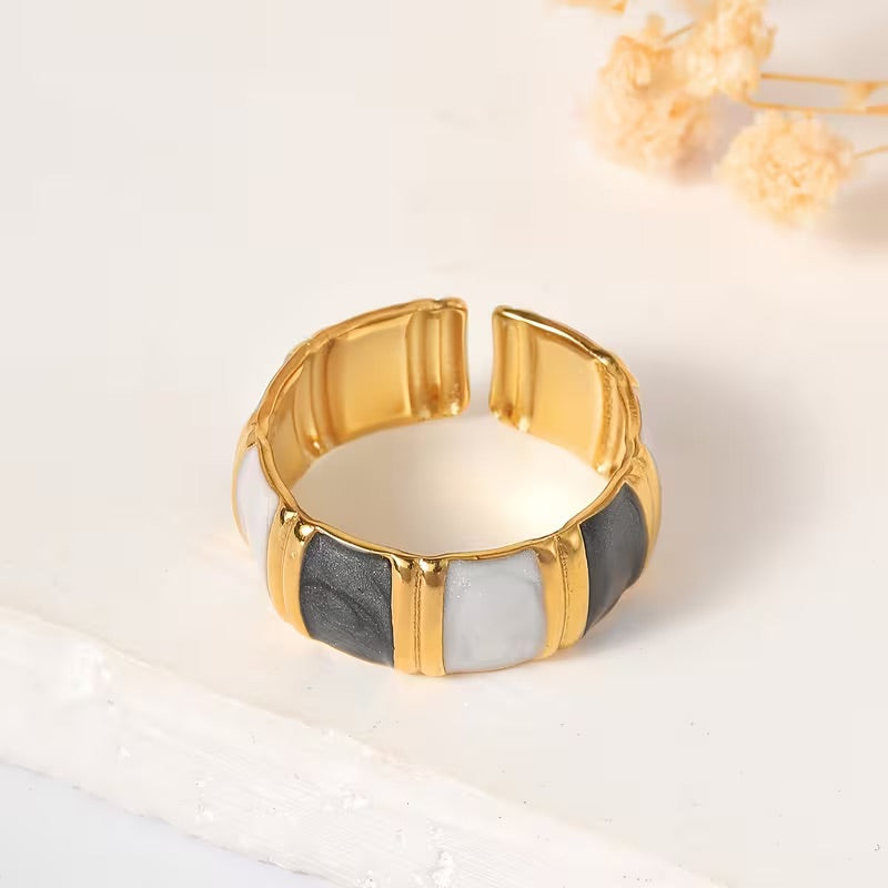 Elegantti Sormusloisto | Yhdessä rintasyöpää vastaan