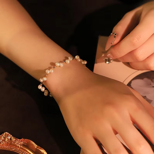 Ajaton Helmirannekoru | Yhdessä rintasyöpää vastaan