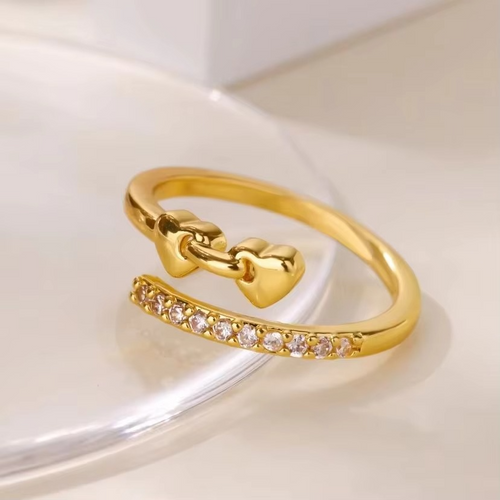 Säkenöivä Sormus | Yhdessä rintasyöpää vastaan