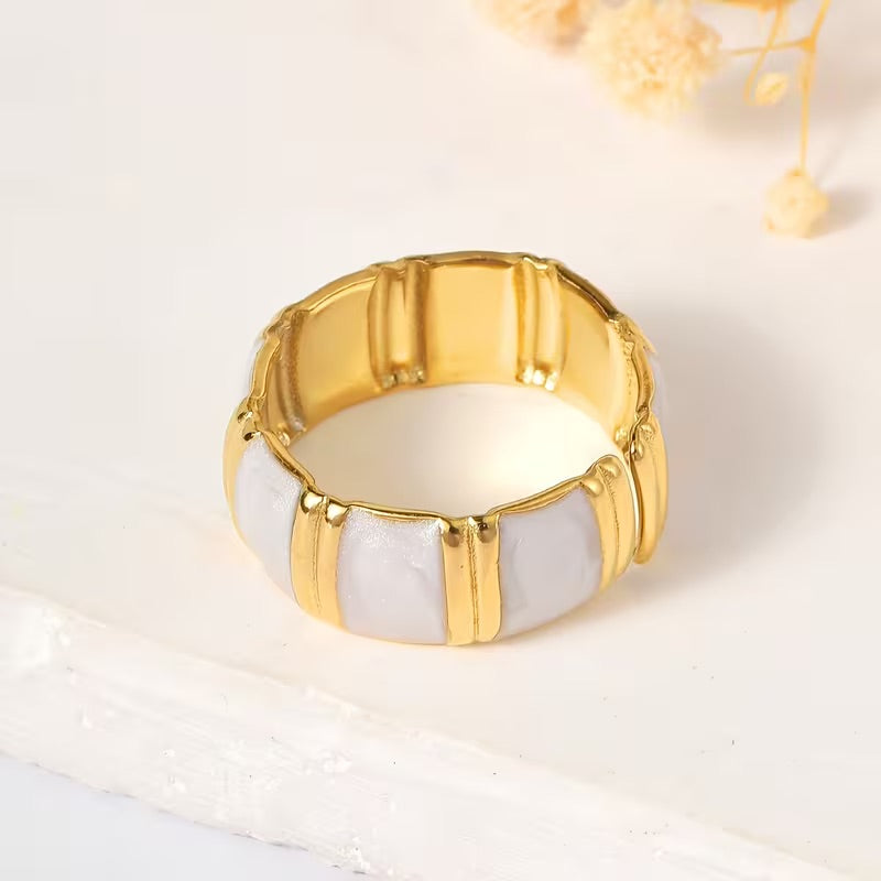 Elegantti Sormusloisto | Yhdessä rintasyöpää vastaan